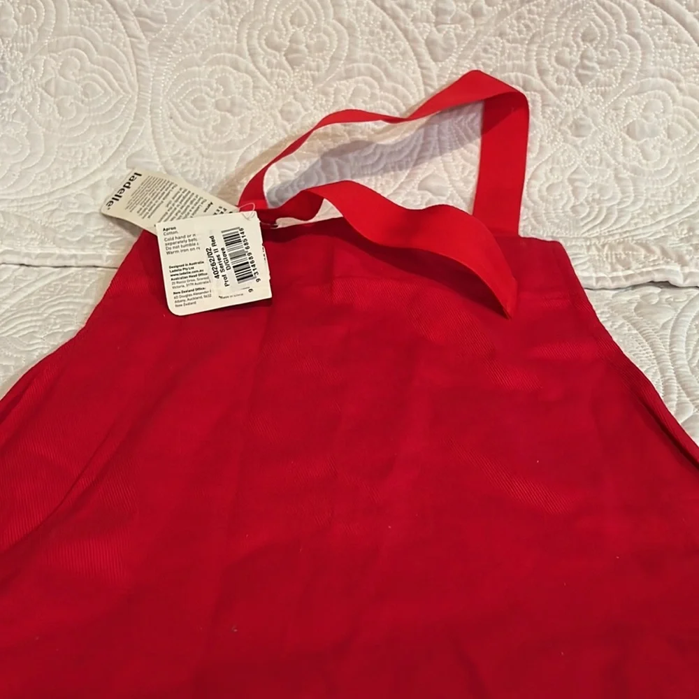 Ladelle red professional